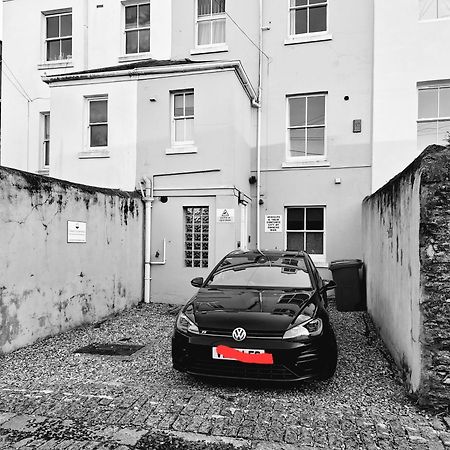 Harbour Court Plymouth - Free Parking - Tucked Away On The Barbican With Courtyard - By Ocean City Retreats Buitenkant foto